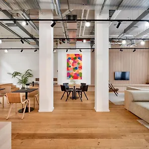 Habyt-the Waterfront Hotel