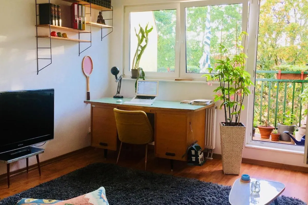 Sunny Rooftop Apartment Near Tempelhofer Feld Berlin